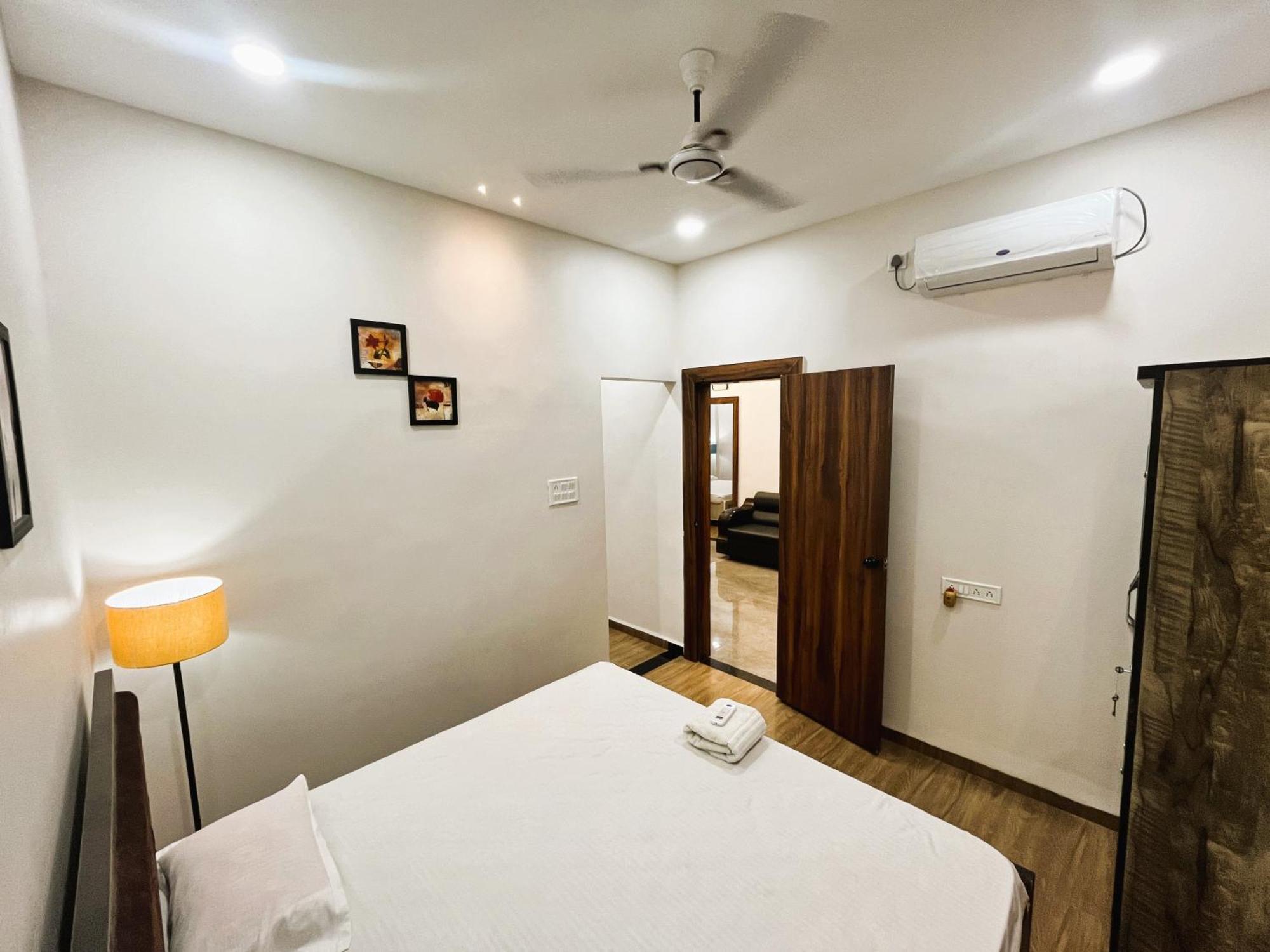 Shree Stay Inn Luxe' Holiday Home Ujjain Exterior photo