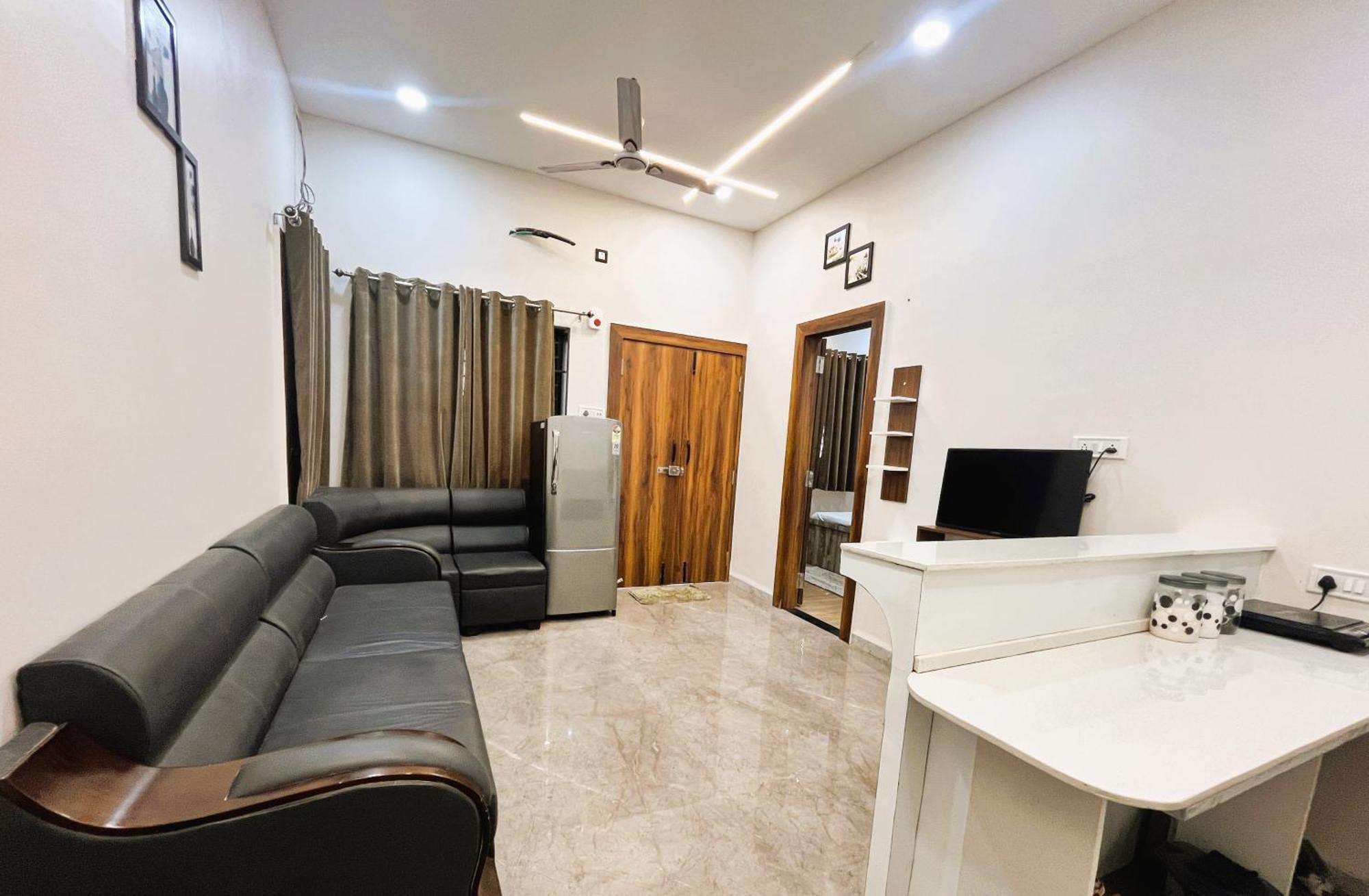 Shree Stay Inn Luxe' Holiday Home Ujjain Exterior photo